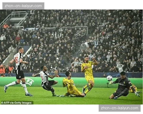 勒沃库森vs多特蒙德第78分钟：门将科贝尔神扑保住反击胜果